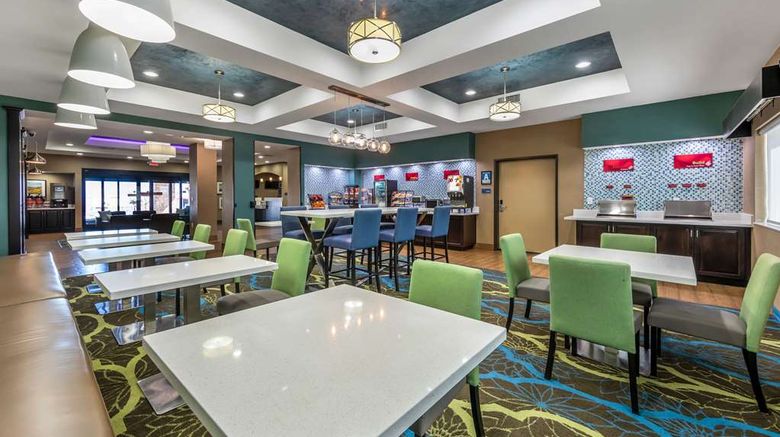 <b>Best Western Plus Taft Inn Restaurant</b>. Images powered by <a href="https://iceportal.shijigroup.com/" title="IcePortal" target="_blank">IcePortal</a>.