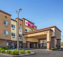 Best Western Plus Taft Inn Exterior