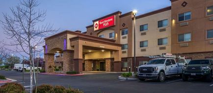 Best Western Plus Taft Inn Exterior