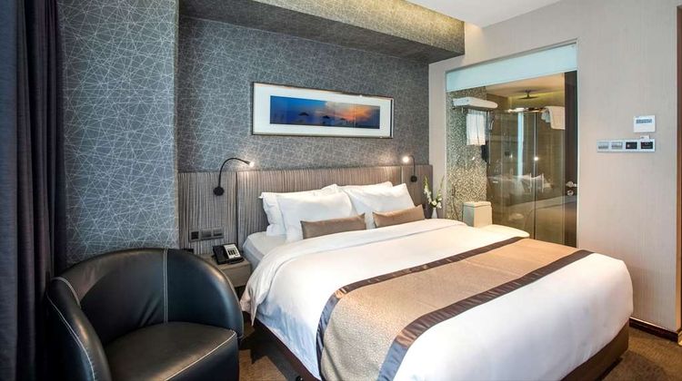 Best Western Plus Maple Leaf Room