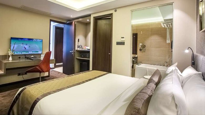 <b>Best Western Plus Maple Leaf Suite</b>. Images powered by <a href="https://iceportal.shijigroup.com/" title="IcePortal" target="_blank">IcePortal</a>.