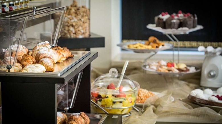 <b>Best Western Premier Milano Palace Hotel Restaurant</b>. Images powered by <a href="https://iceportal.shijigroup.com/" title="IcePortal" target="_blank">IcePortal</a>.