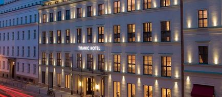 Titanic Gendarmenmarkt Berlin Exterior