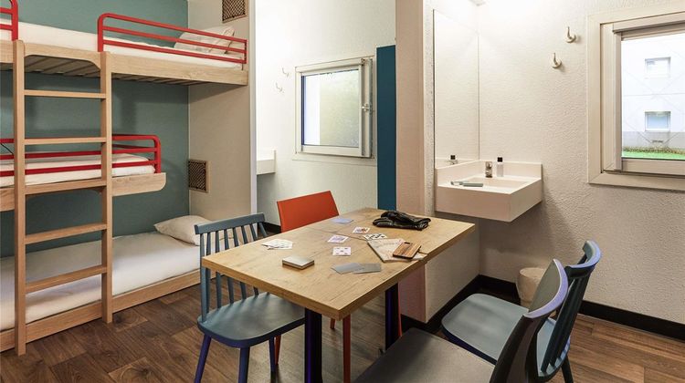 Hotelf1 Toulouse Room
