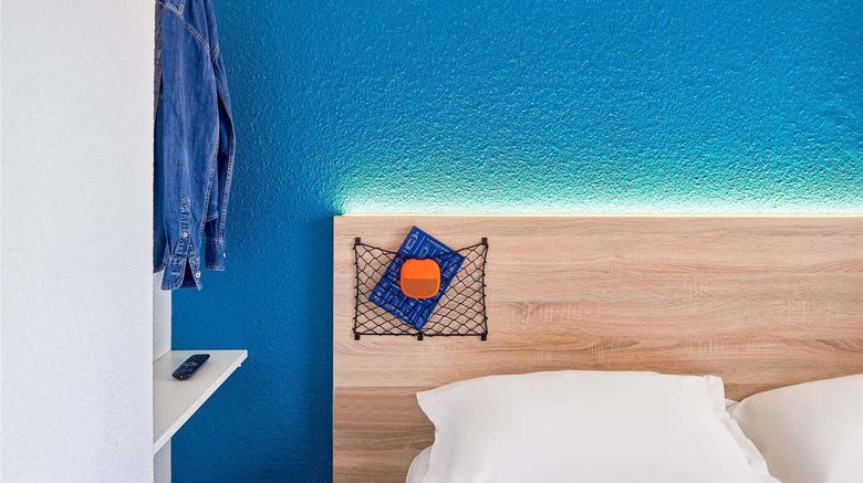 <b>HotelF1 Les Ulis Courtaboeuf Hotel Room</b>. Images powered by <a href="https://iceportal.shijigroup.com/" title="IcePortal" target="_blank">IcePortal</a>.