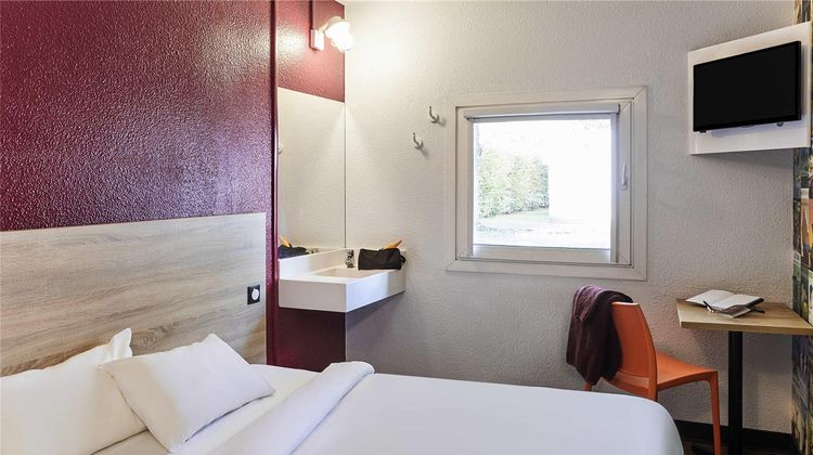HotelF1 Nantes est Porte de Ste Luce Room