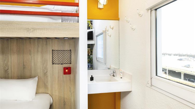HotelF1 Nantes est Porte de Ste Luce Room