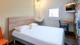 HotelF1 Lille Mons en Baroeul Room