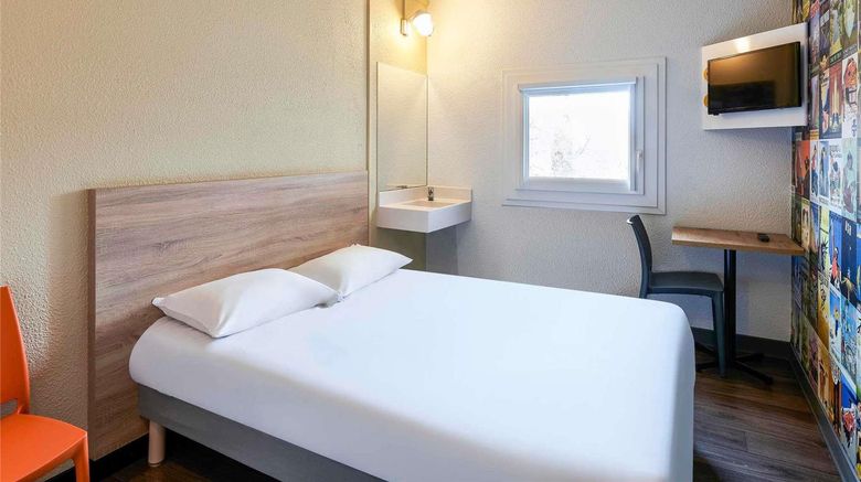 <b>HotelF1 Lille Mons en Baroeul Room</b>. Images powered by <a href="https://iceportal.shijigroup.com/" title="IcePortal" target="_blank">IcePortal</a>.