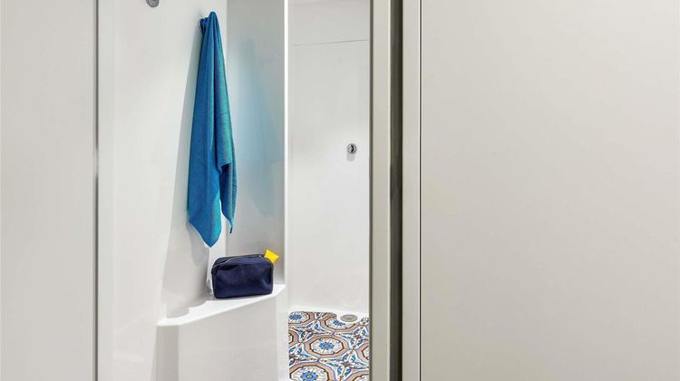HotelF1 Avignon Nord Room