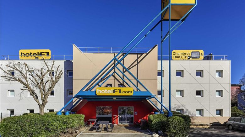 Hotelf1 Chartres Exterior. Images powered by <a href="https://iceportal.shijigroup.com" target="_blank" rel="noopener">Ice Portal</a>.