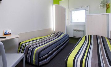 HotelF1 Epinal Nord