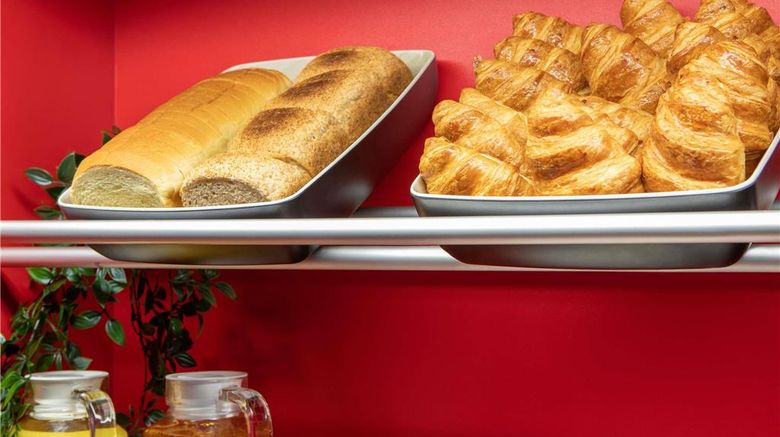 <b>hotelF1 Lille Villeneuve d'Ascq Restaurant</b>. Images powered by <a href="https://iceportal.shijigroup.com/" title="IcePortal" target="_blank">IcePortal</a>.