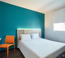 Hotelf1 Lyon Venissieux Etats-unis Room