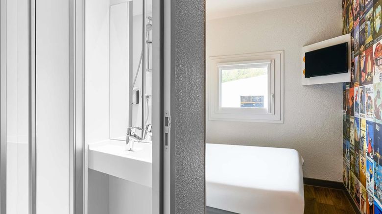 <b>Hotelf1 Lyon Venissieux Etats-unis Room</b>. Images powered by <a href="https://iceportal.shijigroup.com/" title="IcePortal" target="_blank">IcePortal</a>.