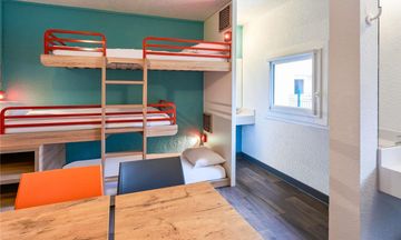 Hotelf1 Lyon Venissieux Etats-unis