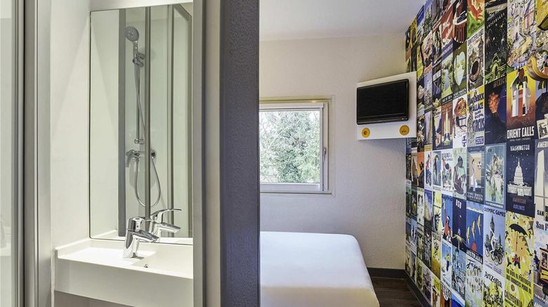 <b>HotelF1 Limoges Room</b>. Images powered by <a href="https://iceportal.shijigroup.com/" title="IcePortal" target="_blank">IcePortal</a>.