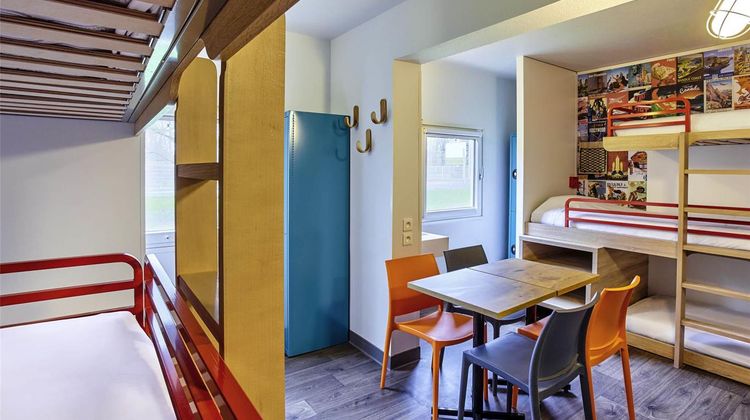 HotelF1 Limoges Room