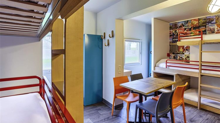 HotelF1 Limoges Room