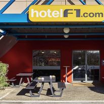 HotelF1 Metz Centre Devant les Ponts