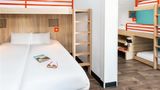 HotelF1 Metz Centre Devant les Ponts Room