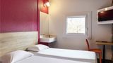 HotelF1 Metz Centre Devant les Ponts Room