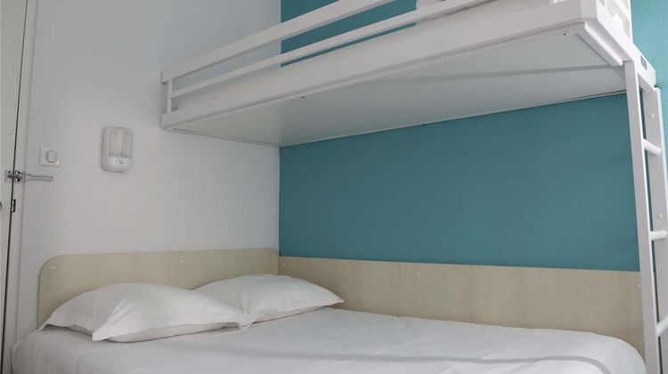 HotelF1 Orange Centre Echangeur A7/A9 Room
