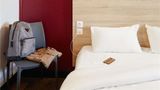 HotelF1 Nantes ouest St Herblain Room