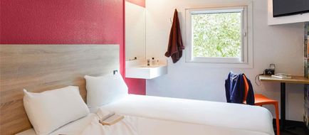 HotelF1 Le Havre Room