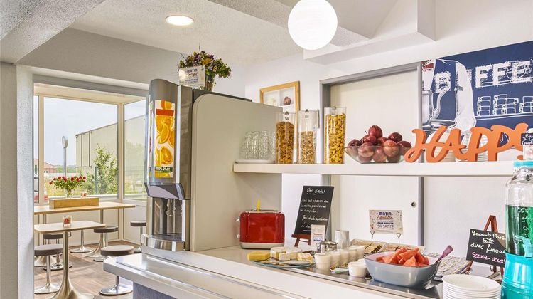 Ibis Budget Santeny Restaurant