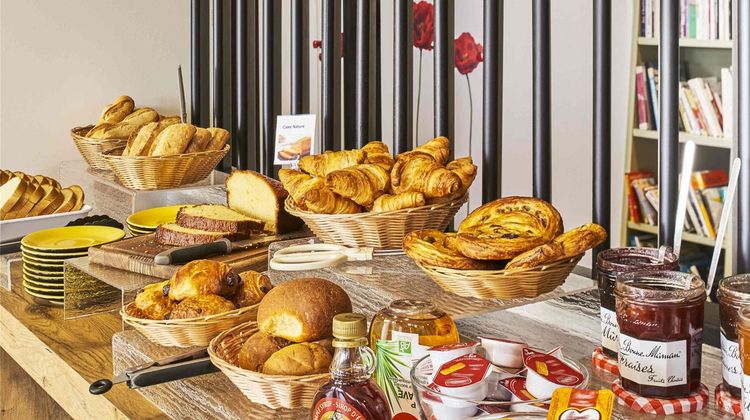 Ibis Budget Santeny Restaurant