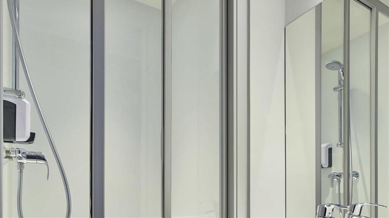 <b>HotelF1 Metz Actipole Room</b>. Images powered by <a href="https://iceportal.shijigroup.com/" title="IcePortal" target="_blank">IcePortal</a>.
