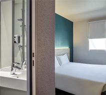 Hotelf1 Villepinte Room