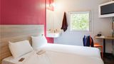 HotelF1 Bordeaux ville Room