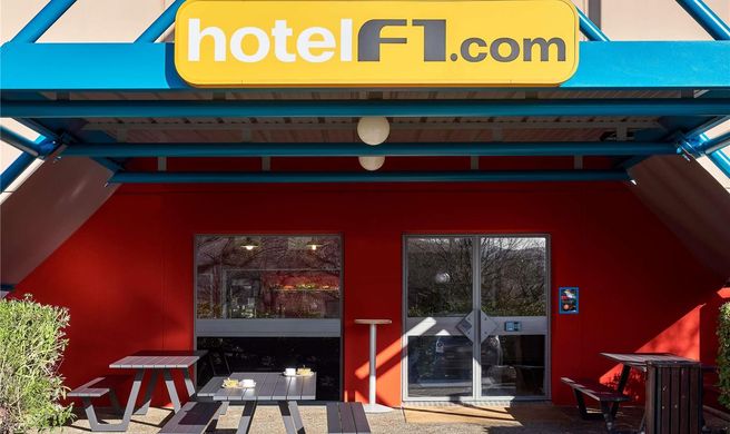 HotelF1 Annemasse Exterior