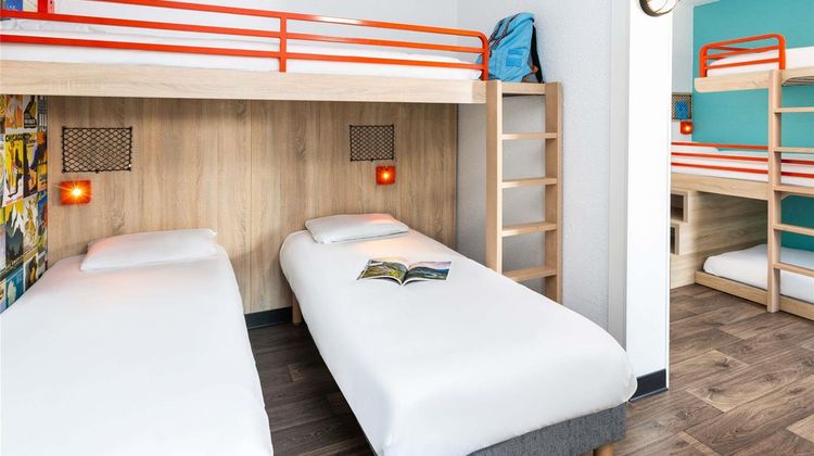 HotelF1 Annemasse Room
