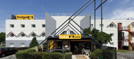 Hotelf1 Saint Etienne Est Exterior