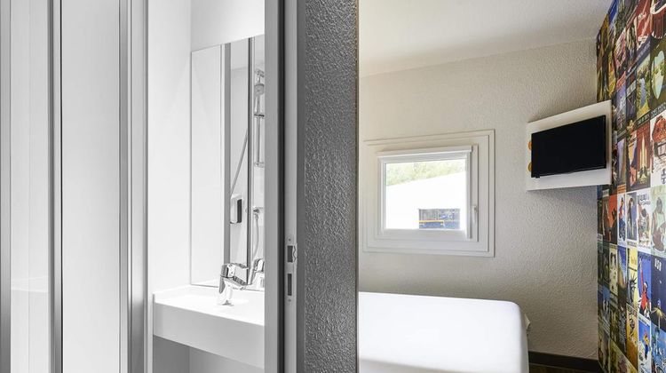 HotelF1 Beziers Est Room