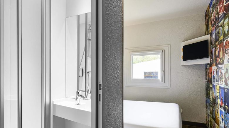 <b>HotelF1 Beziers Est Room</b>. Images powered by <a href="https://iceportal.shijigroup.com/" title="IcePortal" target="_blank">IcePortal</a>.