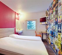 HotelF1 Bretigny sur Orge Room