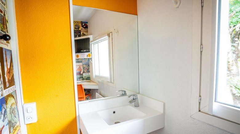 <b>HotelF1 Brive Ussac Room</b>. Images powered by <a href="https://iceportal.shijigroup.com/" title="IcePortal" target="_blank">IcePortal</a>.