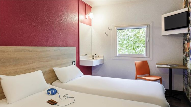 HotelF1 Frejus Roquebrune sur Argens Room