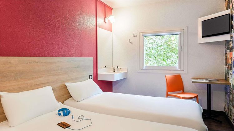 HotelF1 Brest sud Plougastel Room