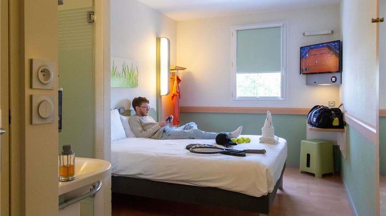 <b>Ibis Budget Le Puy En Velay Room</b>. Images powered by <a href="https://iceportal.shijigroup.com/" title="IcePortal" target="_blank">IcePortal</a>.