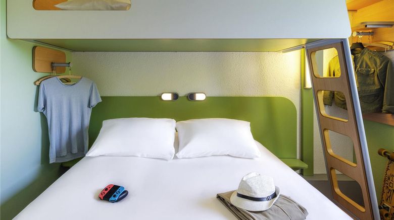 <b>Ibis Budget Clermont Ferrand Sud Aubiere Room</b>. Images powered by <a href="https://iceportal.shijigroup.com/" title="IcePortal" target="_blank">IcePortal</a>.