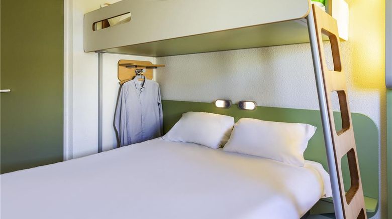 <b>Ibis Budget St Gratien - Enghien-les-Bains Room</b>. Images powered by <a href="https://iceportal.shijigroup.com/" title="IcePortal" target="_blank">IcePortal</a>.