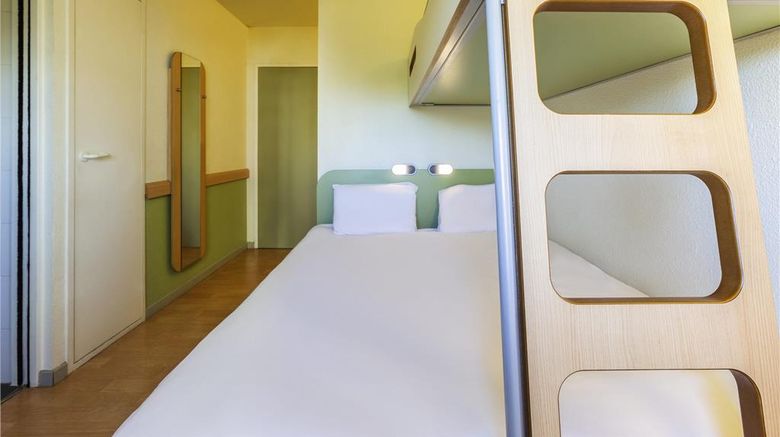 <b>Ibis Budget St Gratien - Enghien-les-Bains Room</b>. Images powered by <a href="https://iceportal.shijigroup.com/" title="IcePortal" target="_blank">IcePortal</a>.