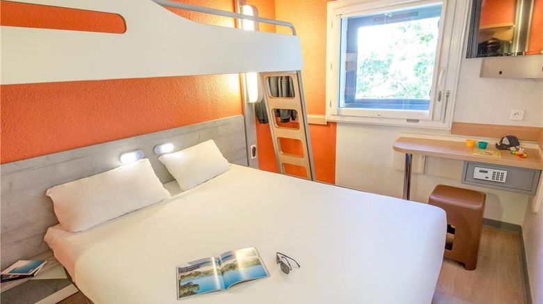 <b>Ibis Budget Marseille Timone Room</b>. Images powered by <a href="https://iceportal.shijigroup.com/" title="IcePortal" target="_blank">IcePortal</a>.
