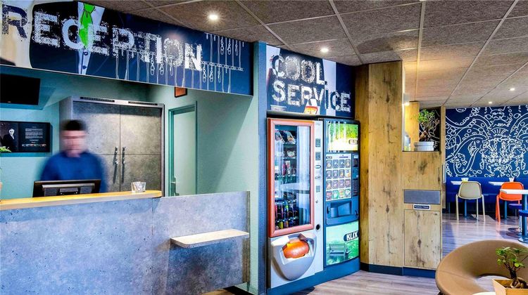 Ibis Budget Marseille Timone Exterior