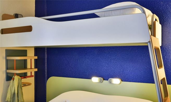 Ibis Budget Versailles Trappes Exterior
